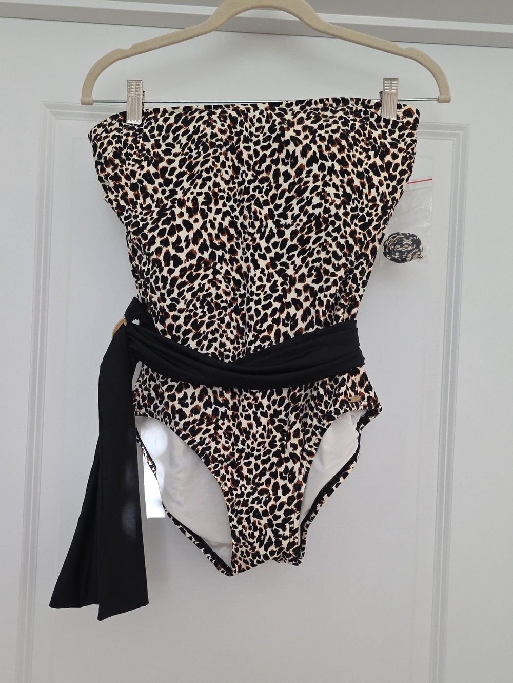 Vince Camuto Women's Leopard Print One-Piece Swimsuit with Black Sash